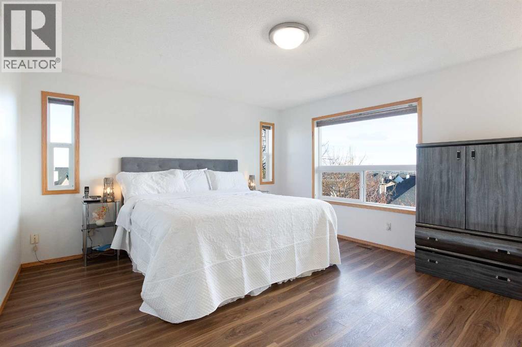 26 Cresthaven View Sw, Calgary, Alberta  T3B 5Y2 - Photo 19 - A2271425