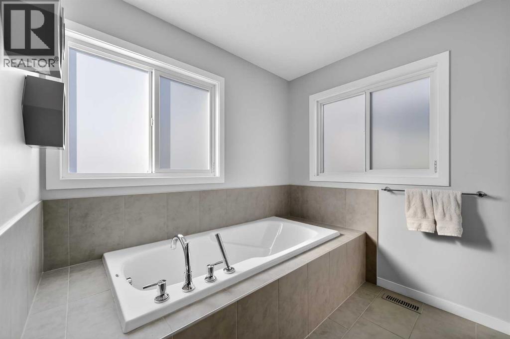 242 Mahogany Passage Se, Calgary, Alberta  T3M 2J8 - Photo 27 - A2289677