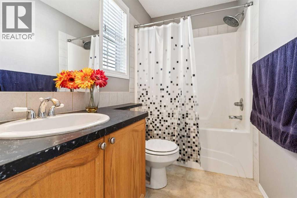 57 Royal Elm Mews NW, Calgary, Alberta  T3G 5P6 - Photo 18 - A2296781