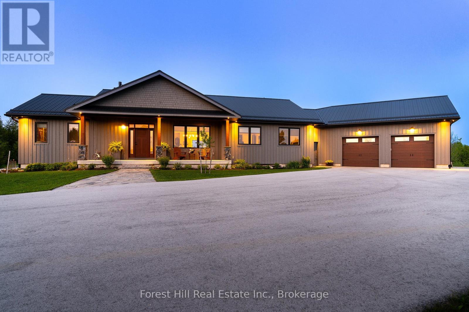 240 Lookout Drive, West Grey, Ontario  N0C 1H0 - Photo 3 - X12930556