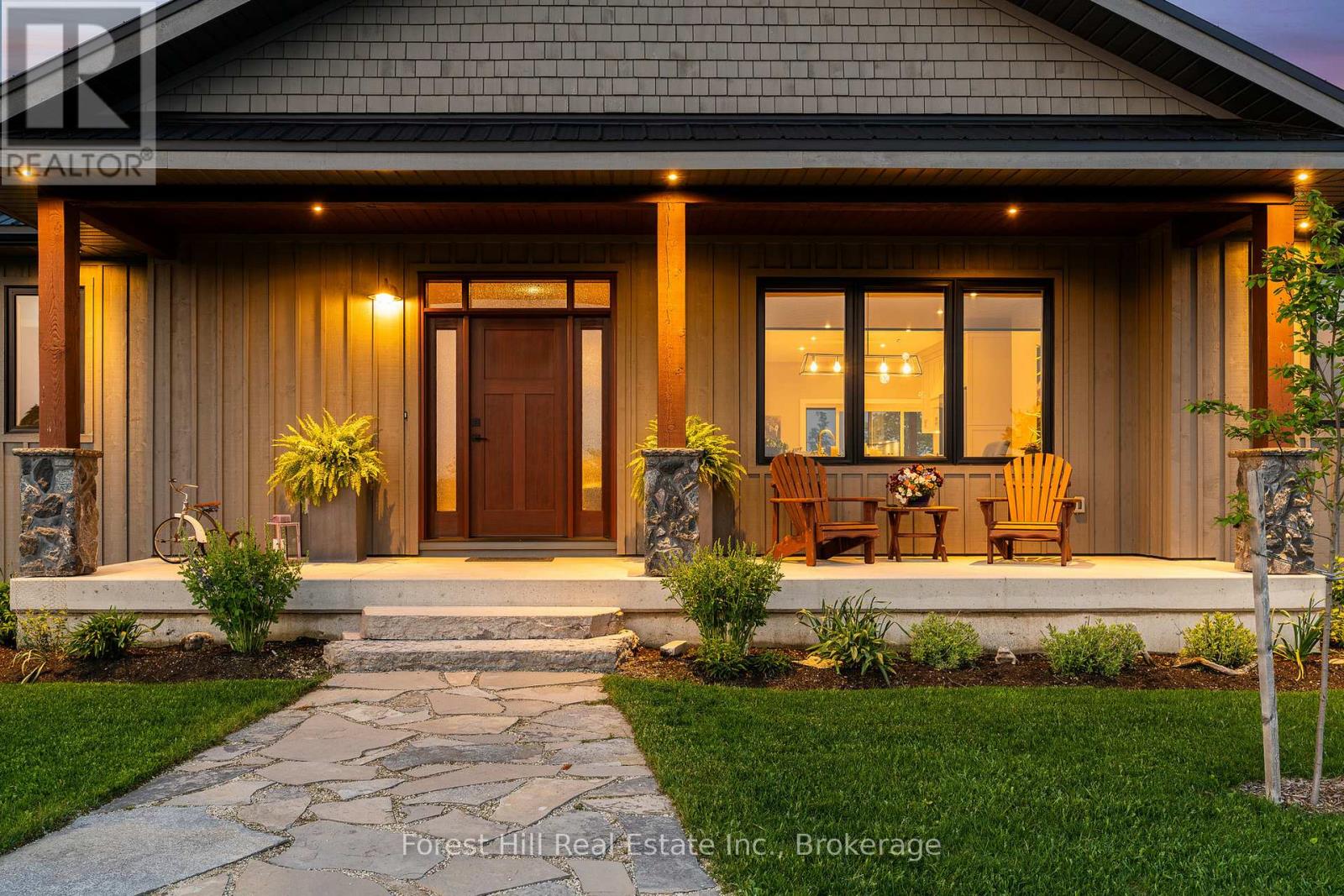 240 Lookout Drive, West Grey, Ontario  N0C 1H0 - Photo 4 - X12930556