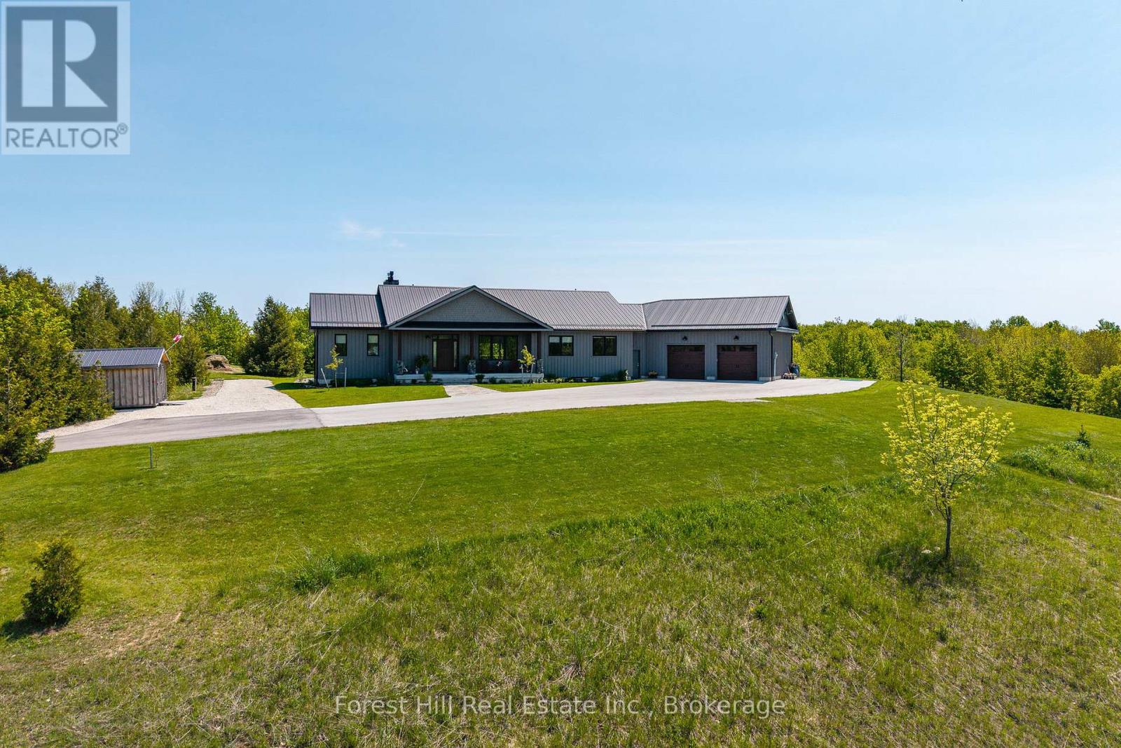 240 Lookout Drive, West Grey, Ontario  N0C 1H0 - Photo 8 - X12930556