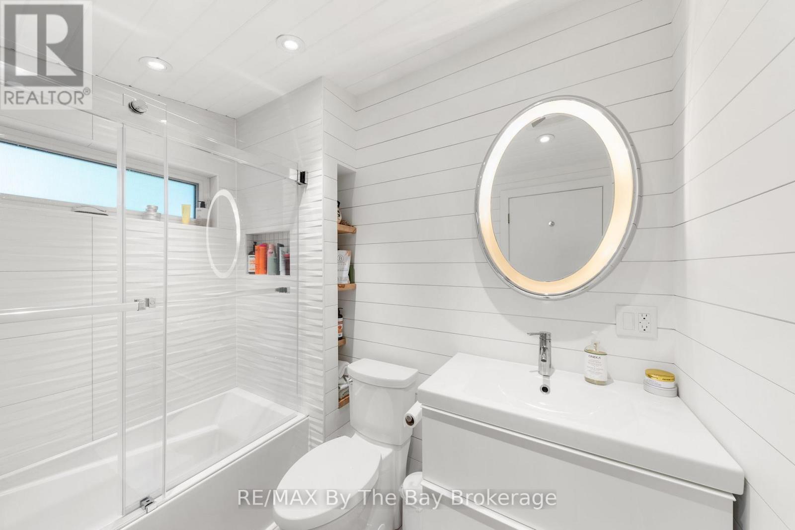 18152 Georgian Bay Shore, Georgian Bay, Ontario  P0E 1E0 - Photo 20 - X12930586