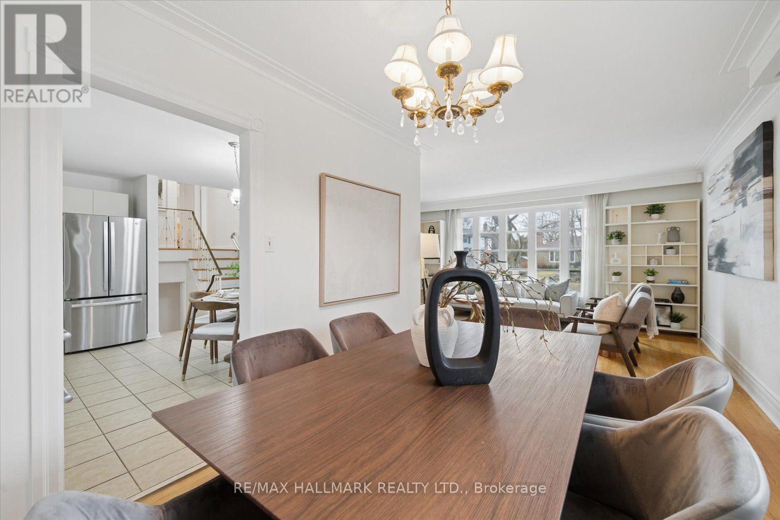 2 Valleycrest Avenue, Markham, Ontario  L3P 1H7 - Photo 13 - N12930502