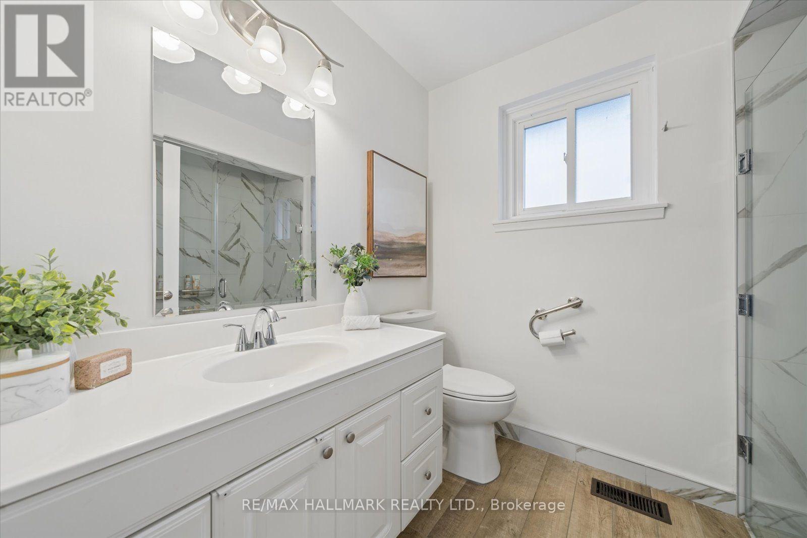 2 Valleycrest Avenue, Markham, Ontario  L3P 1H7 - Photo 24 - N12930502