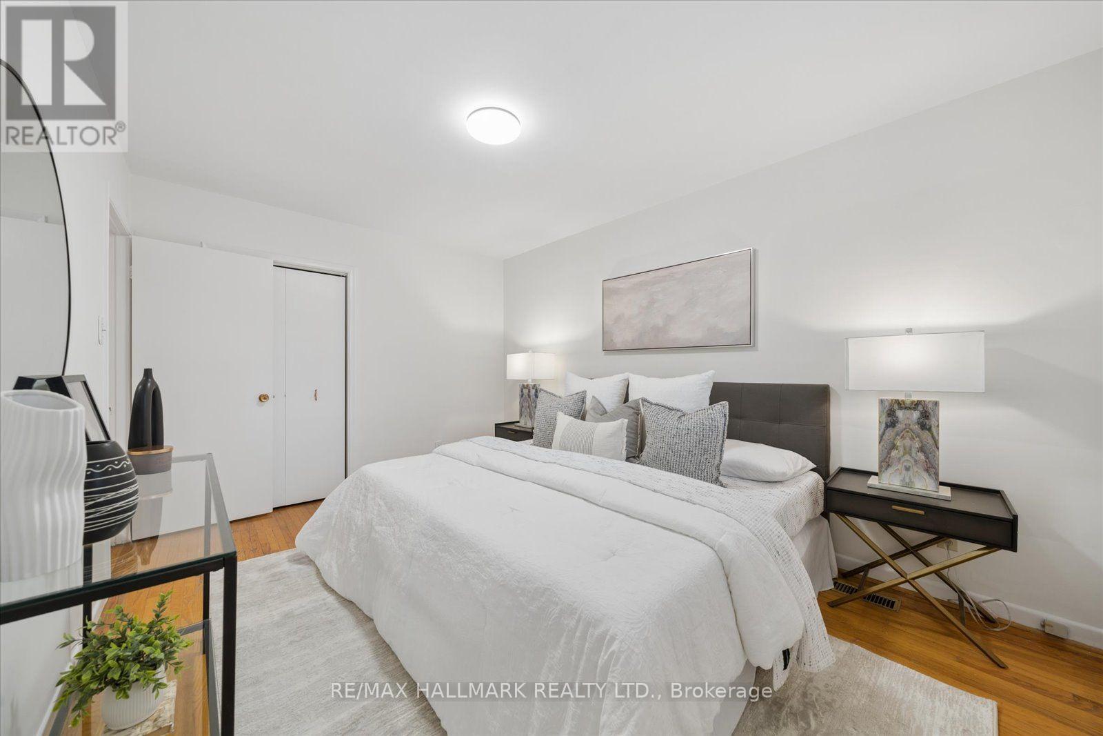 2 Valleycrest Avenue, Markham, Ontario  L3P 1H7 - Photo 29 - N12930502