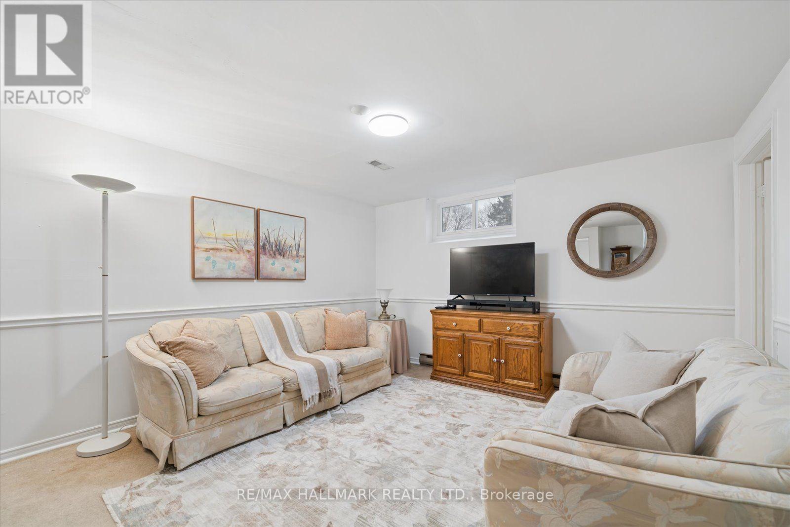 2 Valleycrest Avenue, Markham, Ontario  L3P 1H7 - Photo 39 - N12930502