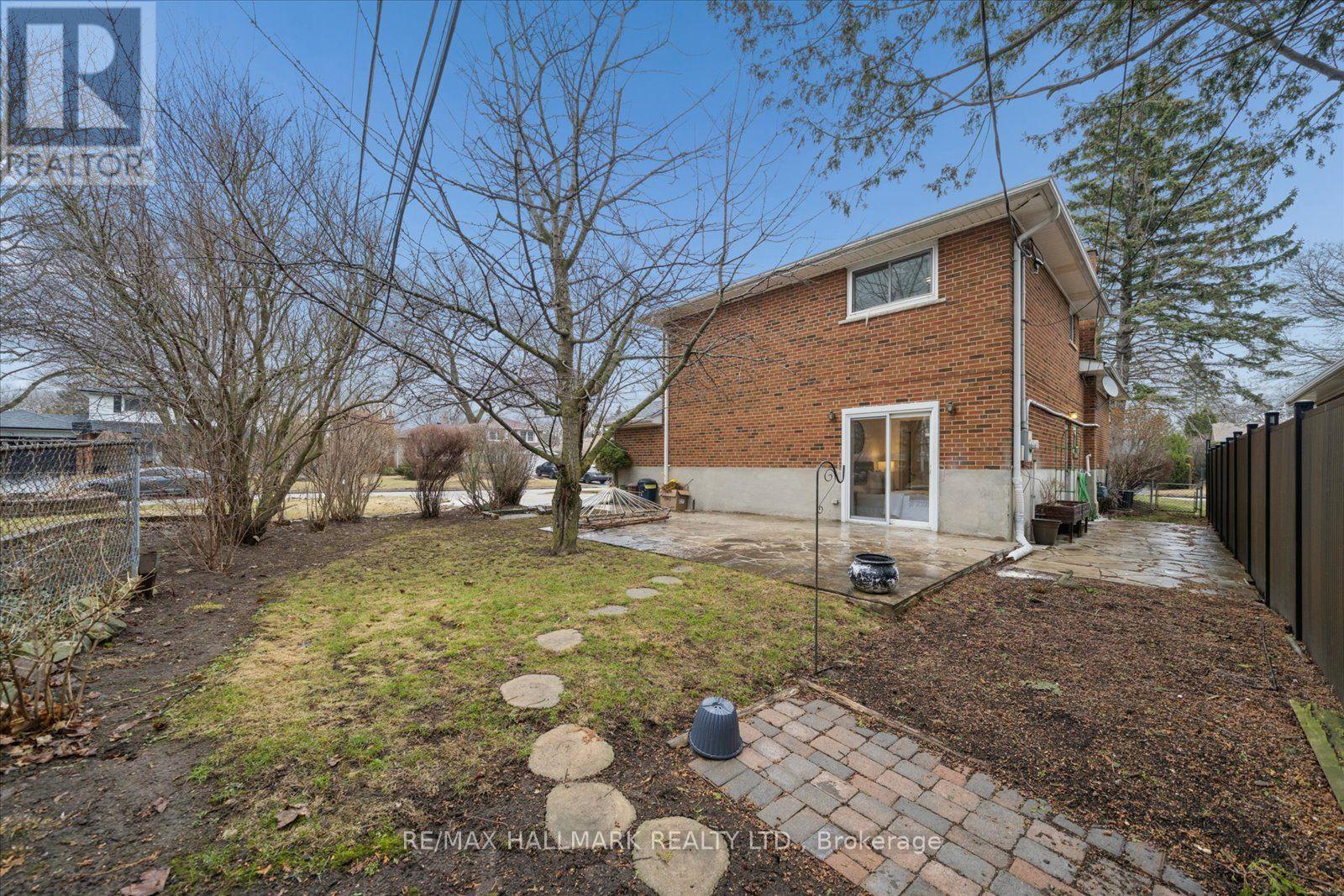 2 Valleycrest Avenue, Markham, Ontario  L3P 1H7 - Photo 45 - N12930502