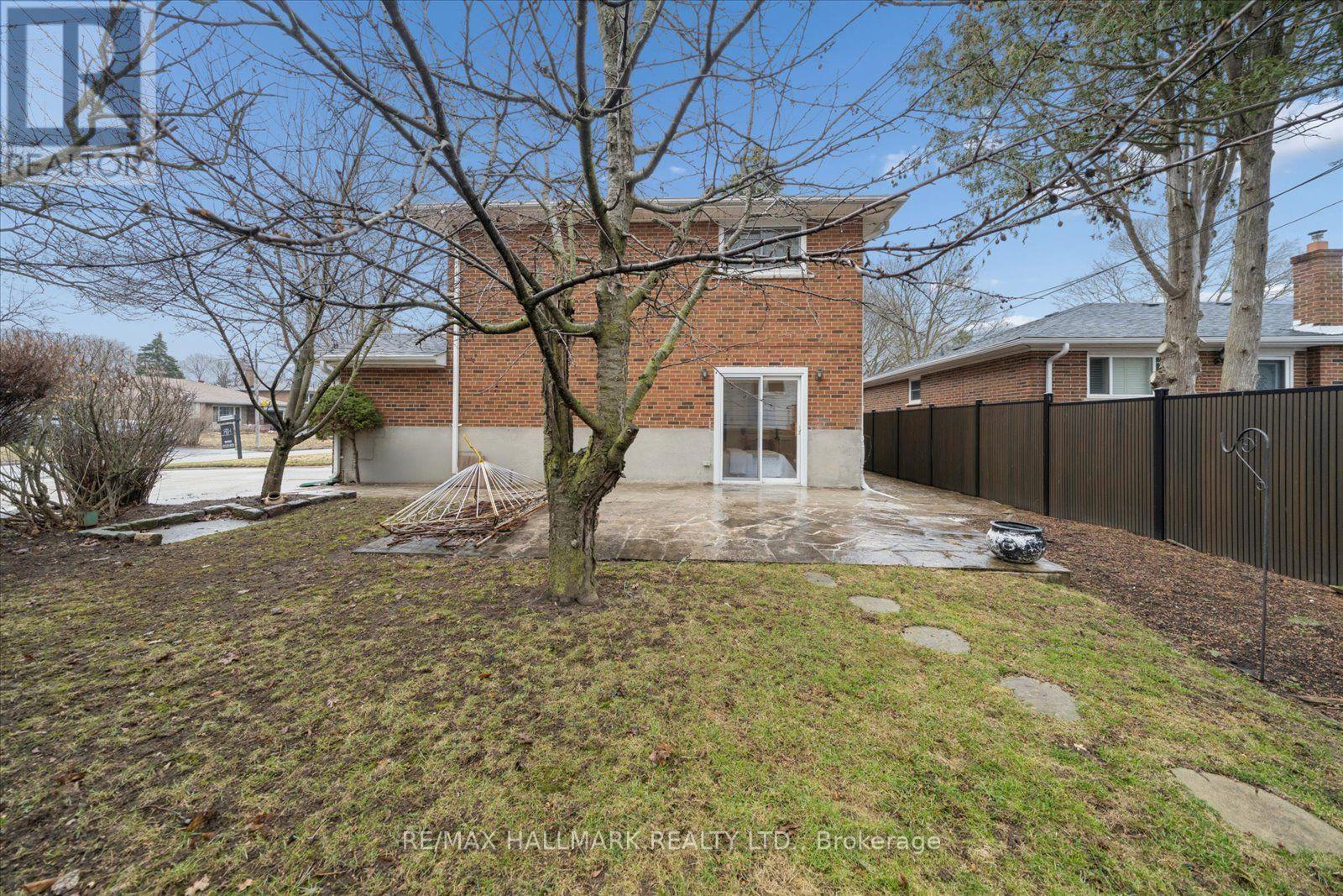 2 Valleycrest Avenue, Markham, Ontario  L3P 1H7 - Photo 46 - N12930502