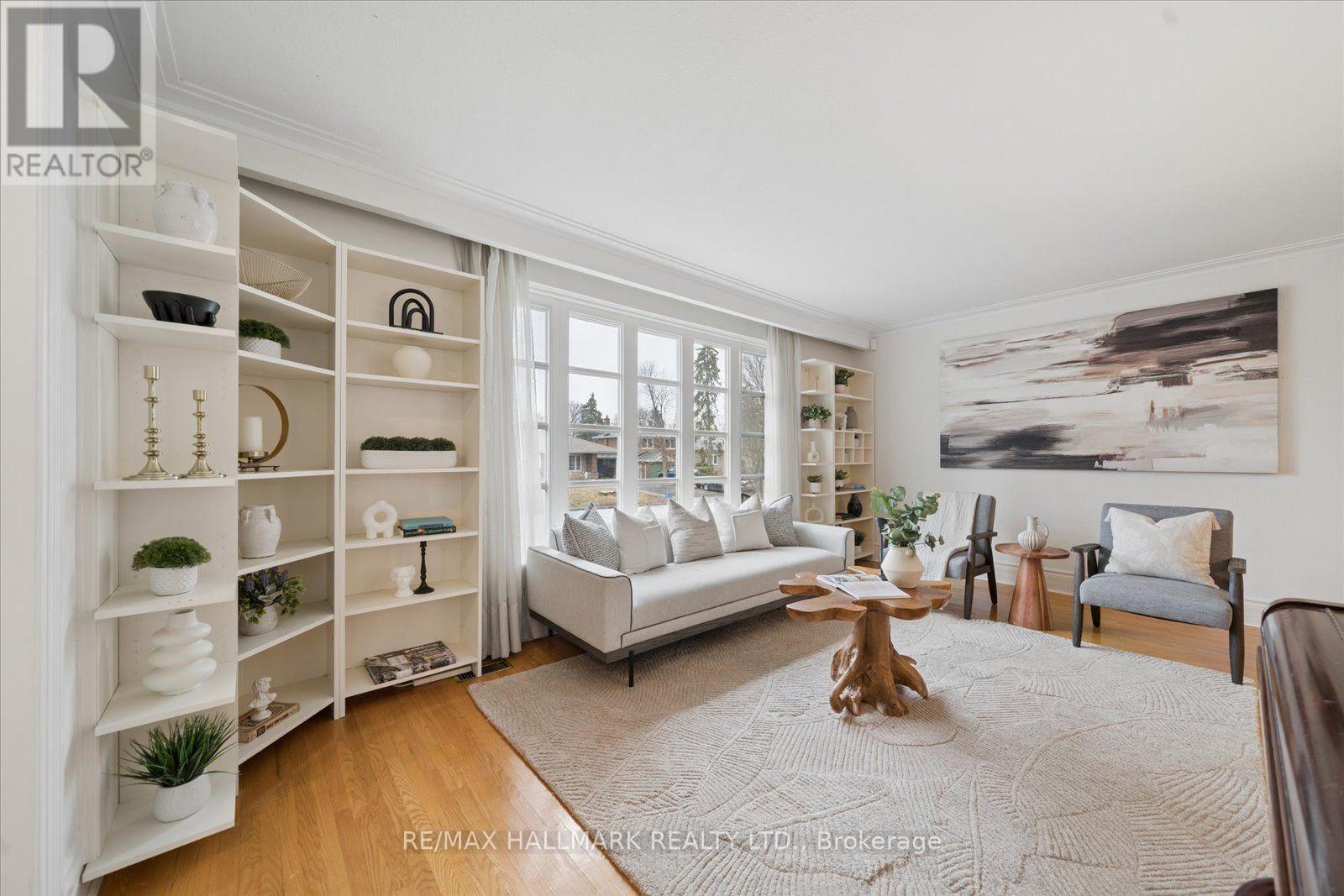 2 Valleycrest Avenue, Markham, Ontario  L3P 1H7 - Photo 5 - N12930502