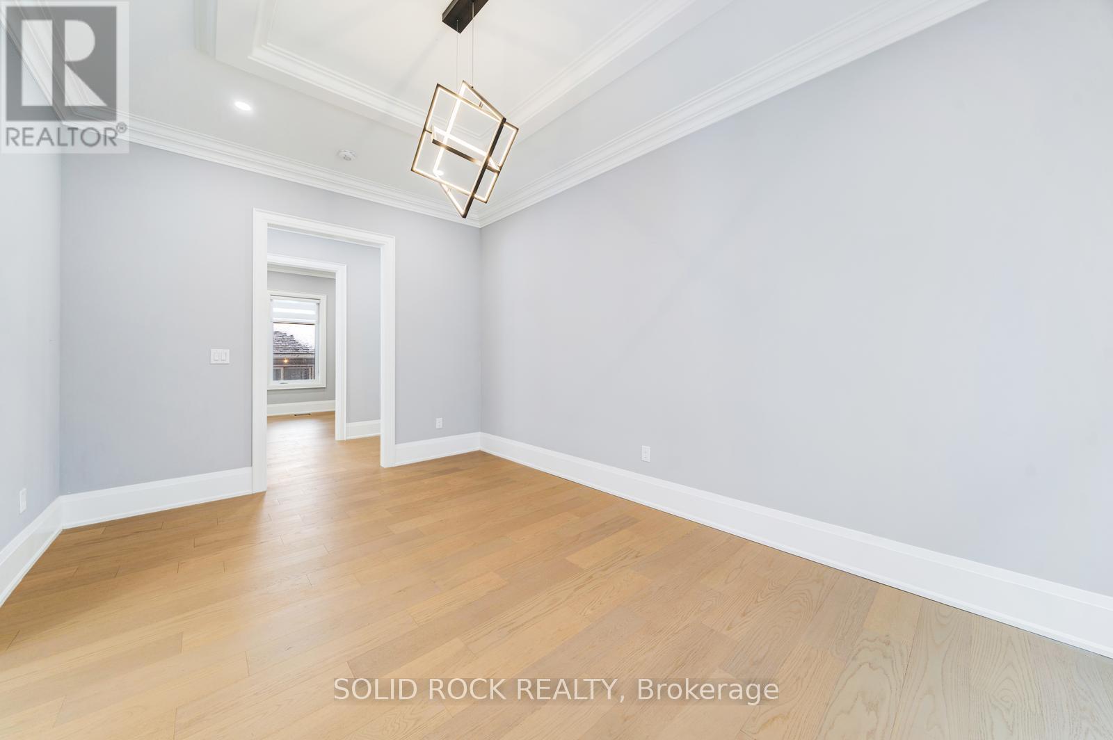 367 Penn Avenue, Newmarket, Ontario  L3Y 2S7 - Photo 17 - N12930552