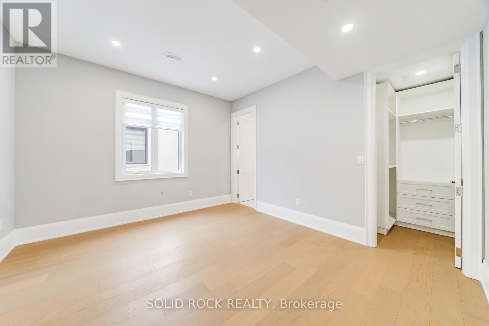 367 Penn Avenue, Newmarket, Ontario  L3Y 2S7 - Photo 28 - N12930552