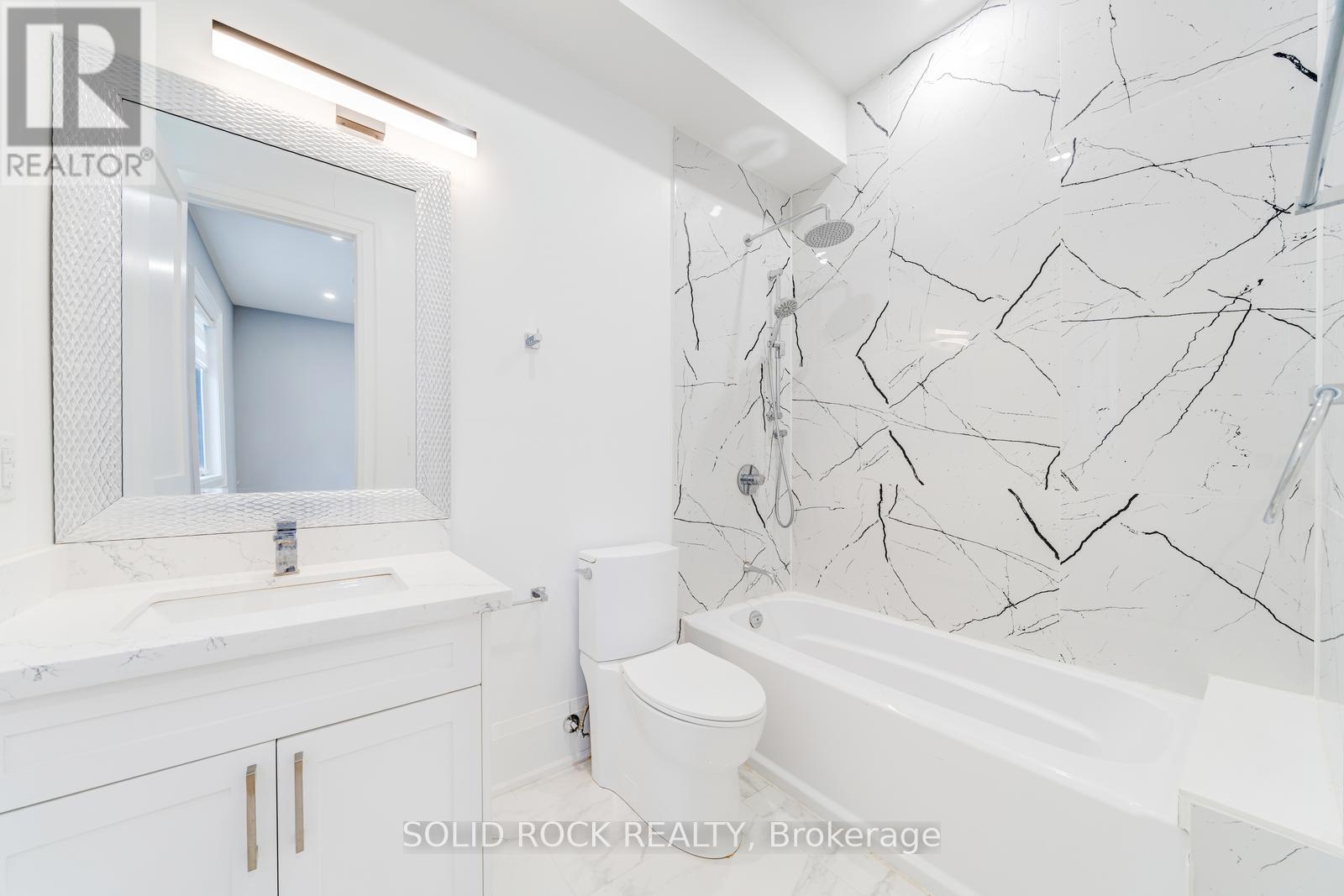 367 Penn Avenue, Newmarket, Ontario  L3Y 2S7 - Photo 33 - N12930552