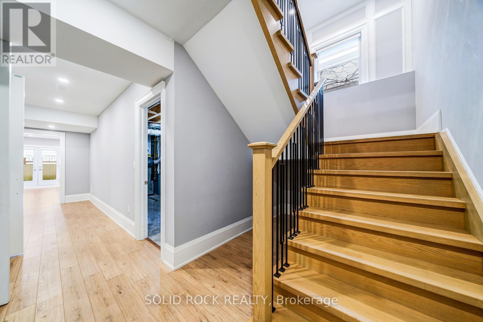 367 Penn Avenue, Newmarket, Ontario  L3Y 2S7 - Photo 41 - N12930552