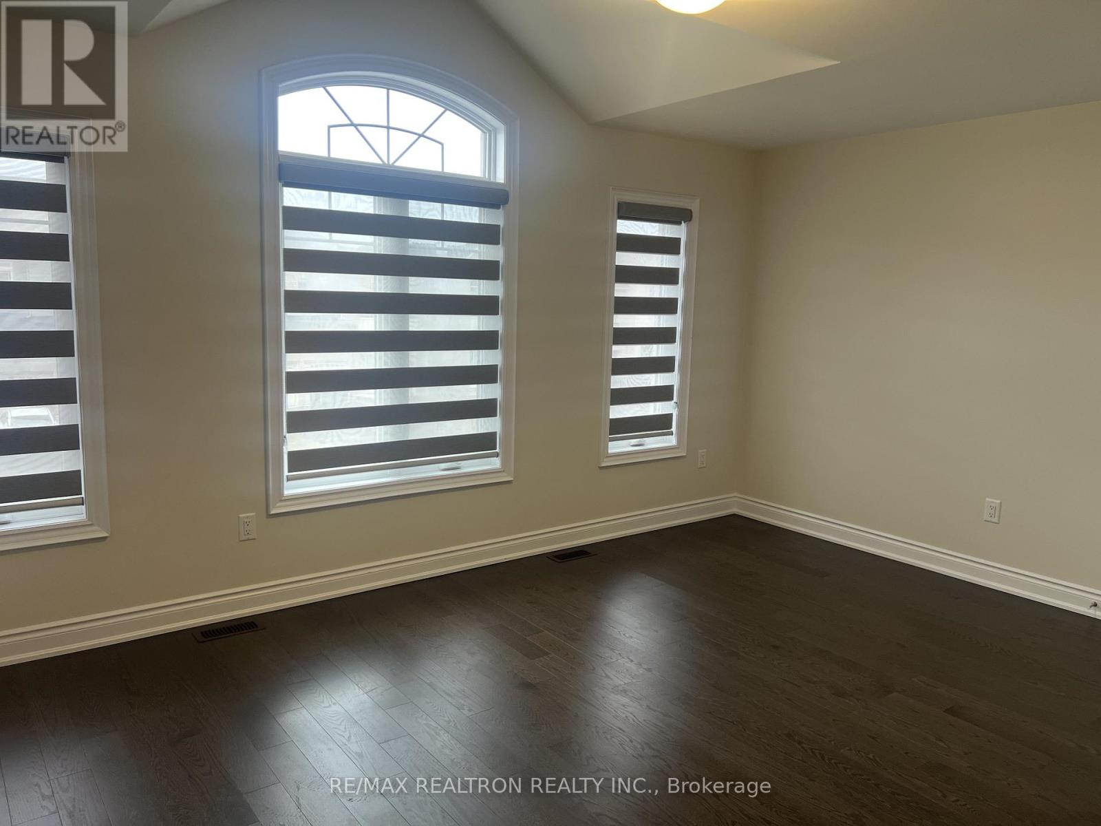 26 Mac Campbell Way, Bradford West Gwillimbury, Ontario  L3Z 4M7 - Photo 22 - N12930588