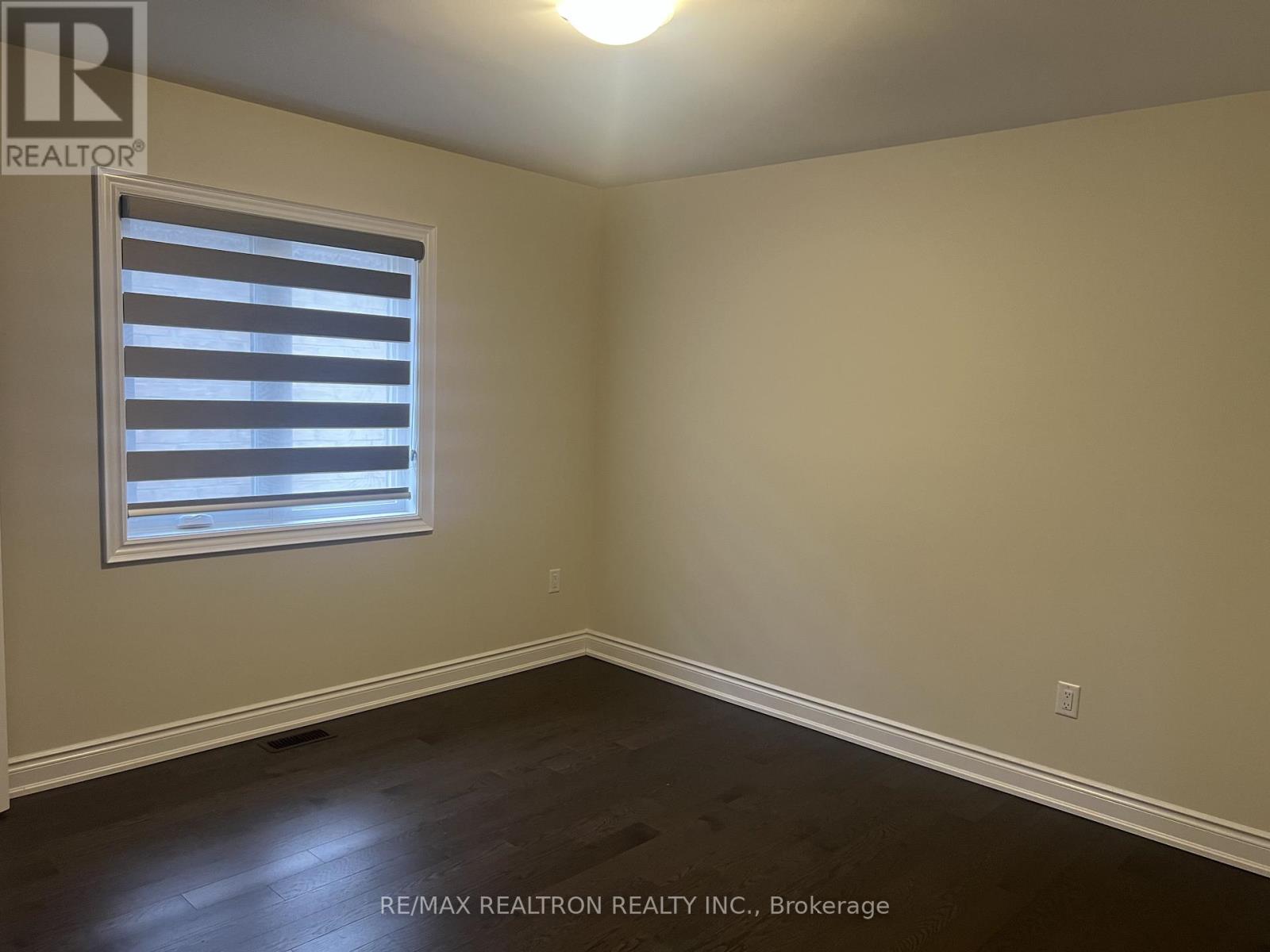 26 Mac Campbell Way, Bradford West Gwillimbury, Ontario  L3Z 4M7 - Photo 25 - N12930588