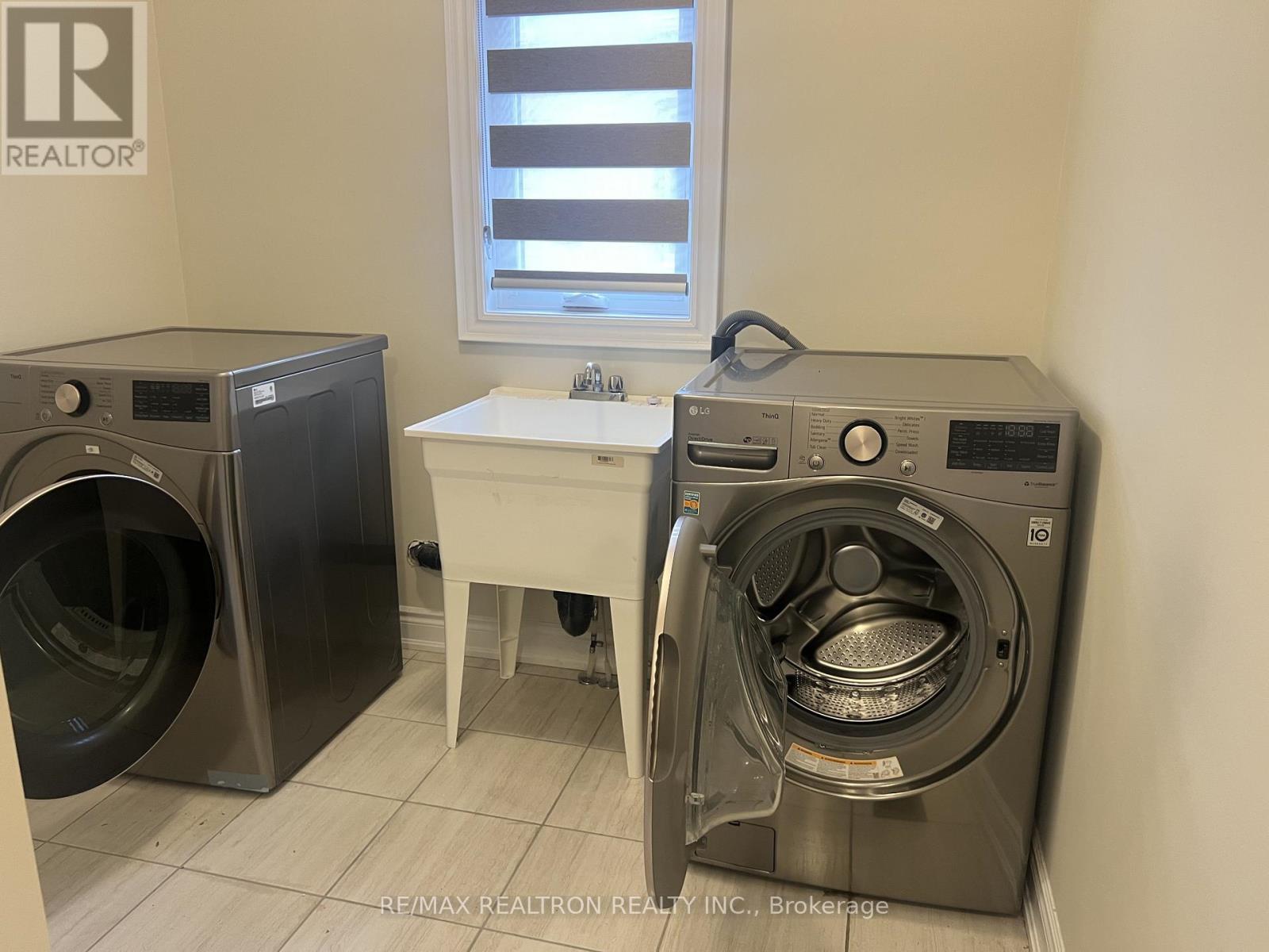 26 Mac Campbell Way, Bradford West Gwillimbury, Ontario  L3Z 4M7 - Photo 26 - N12930588