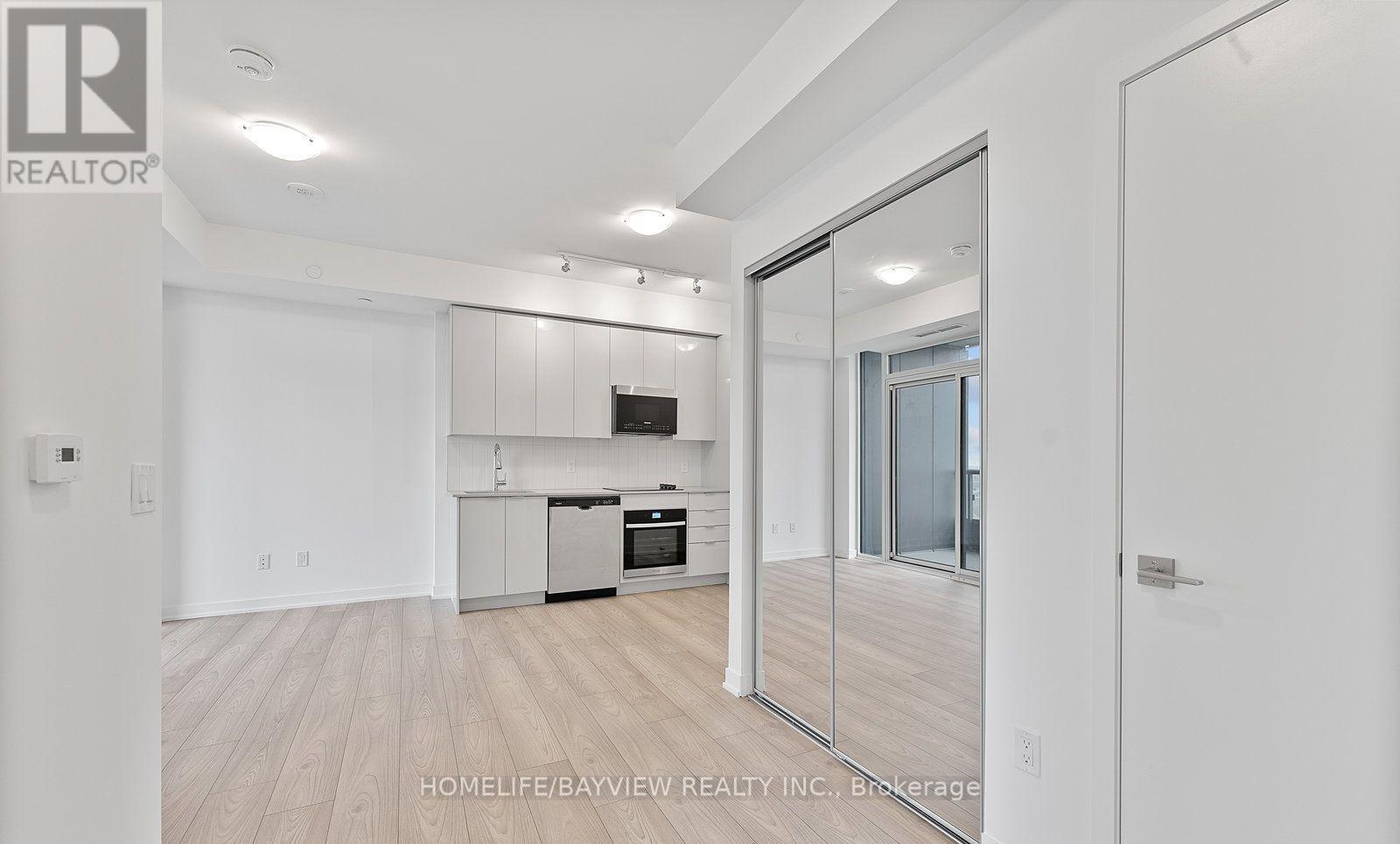 2019 - 10 Abeja Street, Vaughan, Ontario  L4K 0R4 - Photo 12 - N12930590