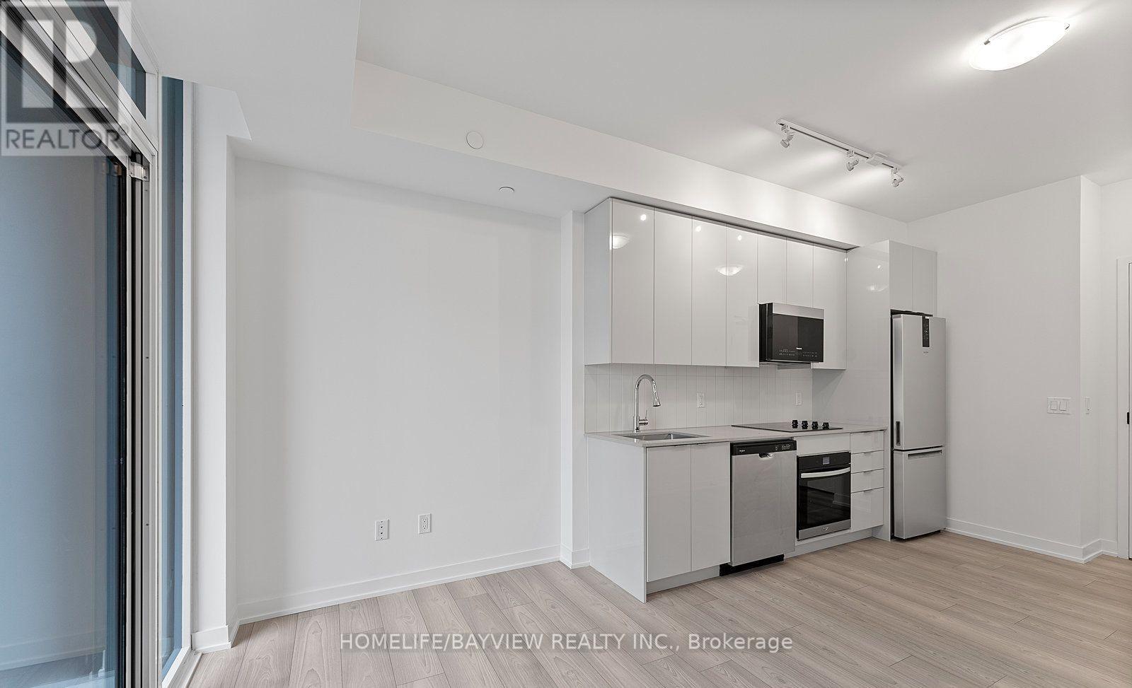 2019 - 10 Abeja Street, Vaughan, Ontario  L4K 0R4 - Photo 3 - N12930590