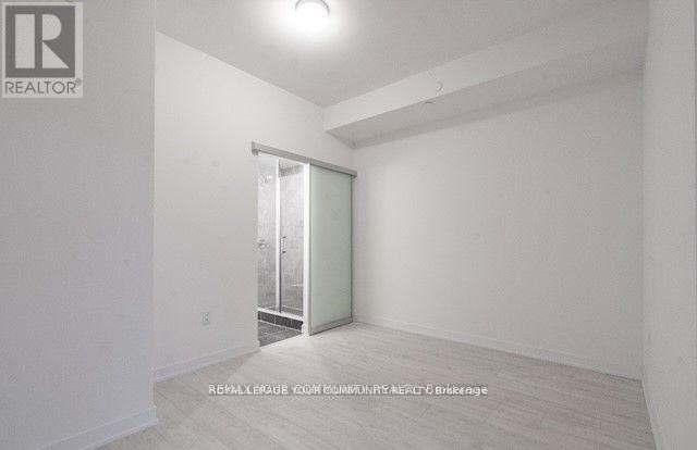 209 - 2433 Dufferin Street, Toronto, Ontario  M6E 0B4 - Photo 7 - W12930528