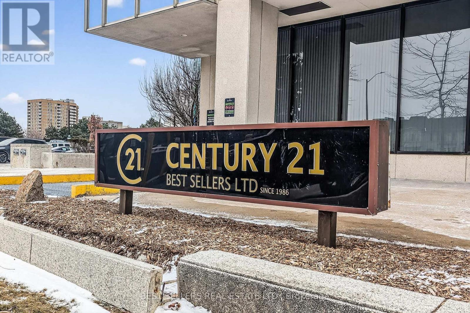 150 - 4 Robert Speck Parkway, Mississauga, Ontario  L4Z 1S1 - Photo 1 - W12930534