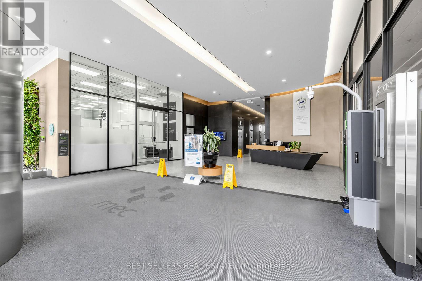 150 - 4 Robert Speck Parkway, Mississauga, Ontario  L4Z 1S1 - Photo 5 - W12930534