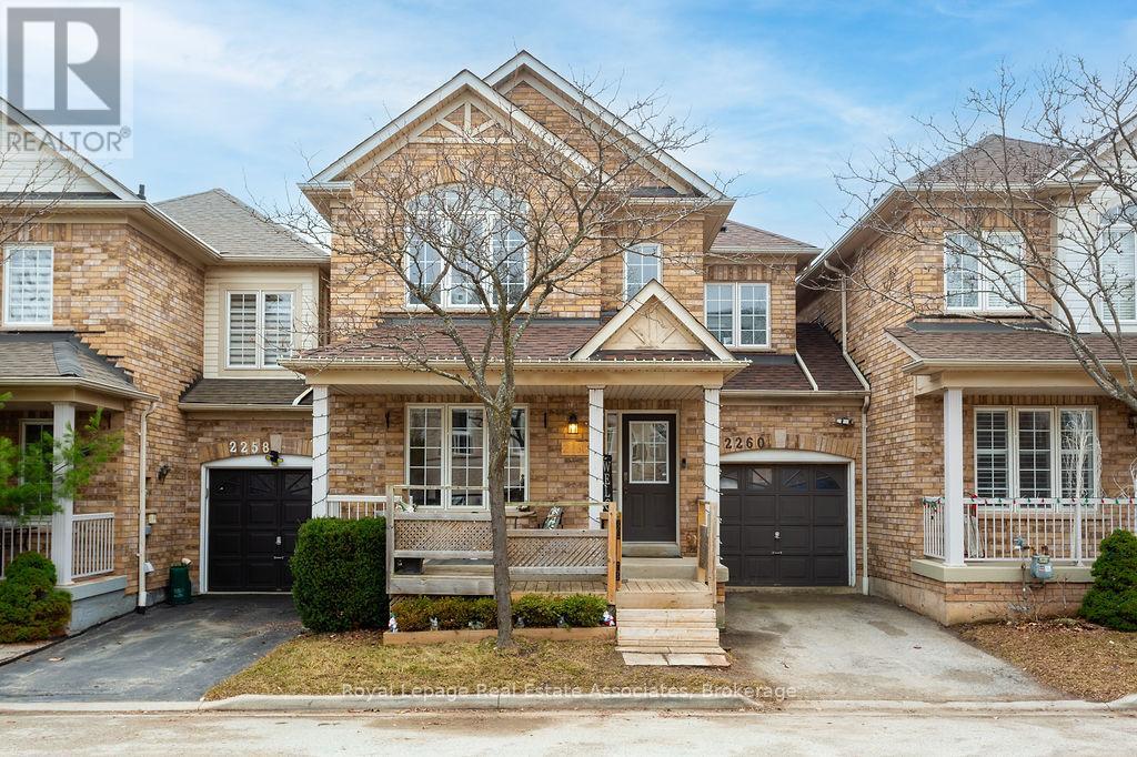 2260 Greening Lane, Burlington, Ontario  L7L 6Y8 - Photo 1 - W12930536