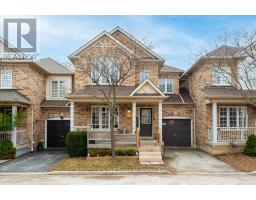 2260 GREENING LANE, Burlington, Ontario