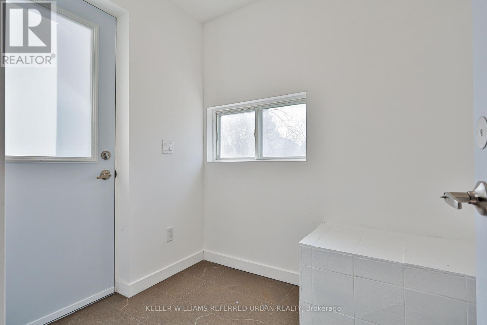 Main - 786 Gladstone Avenue, Toronto, Ontario  M6H 3J6 - Photo 3 - W12930574