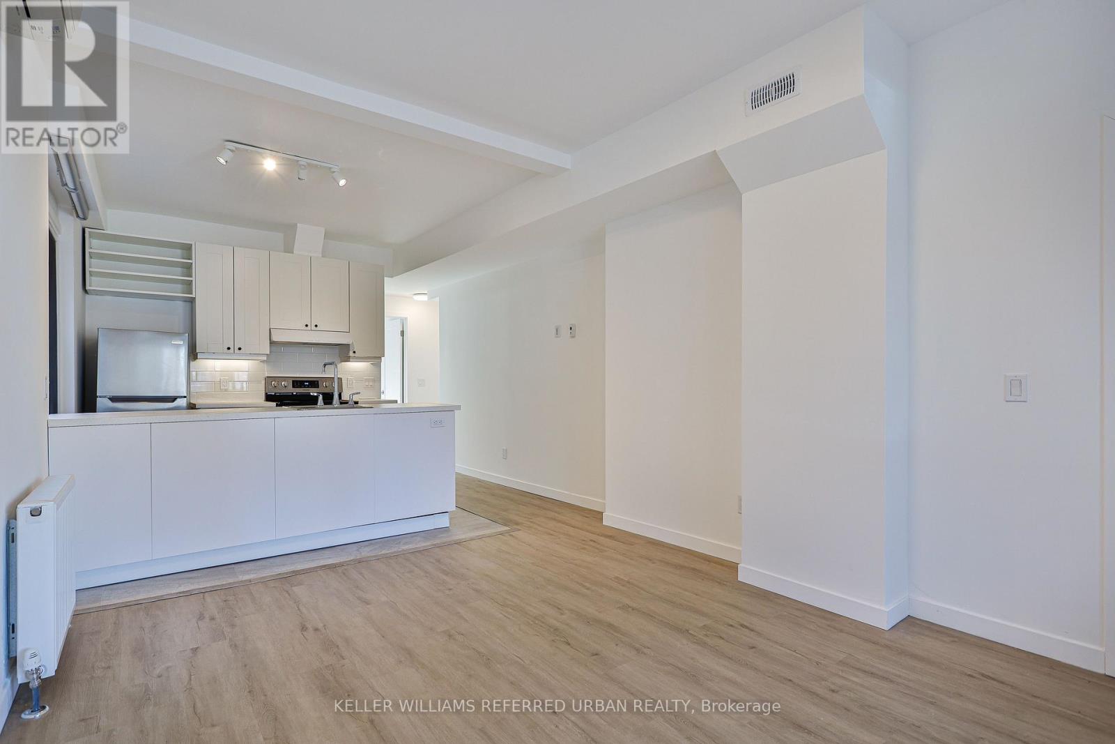 Main - 786 Gladstone Avenue, Toronto, Ontario  M6H 3J6 - Photo 5 - W12930574