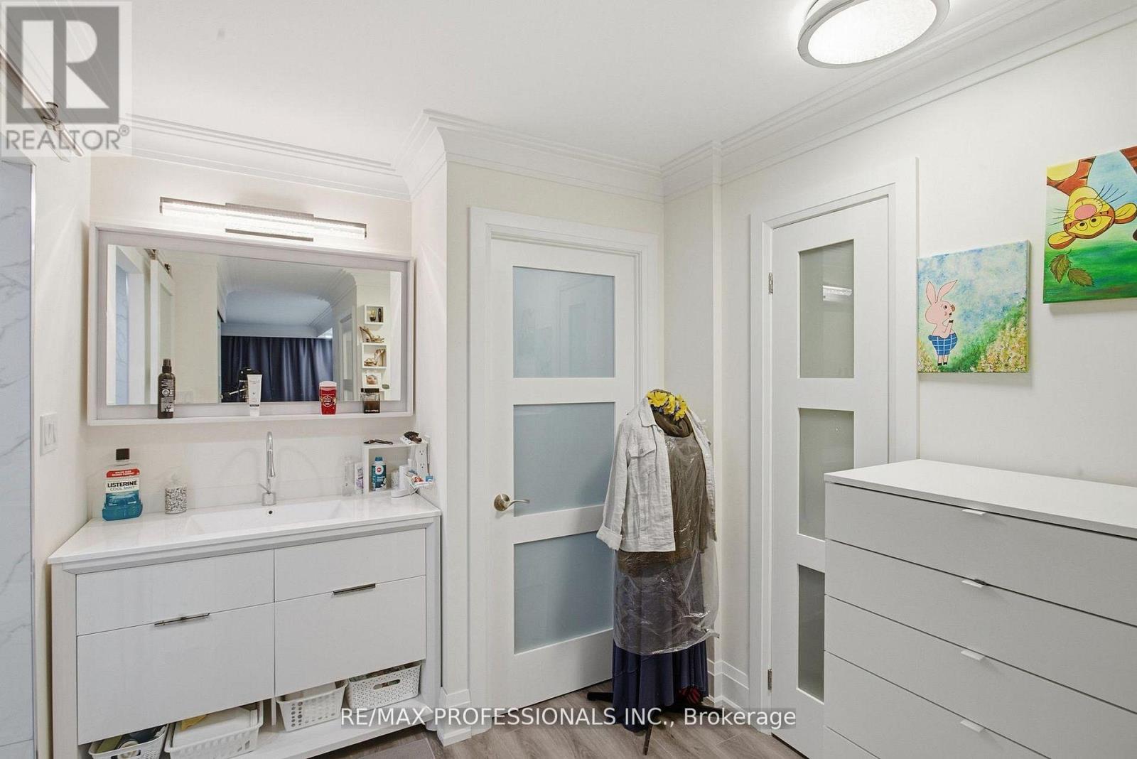 1410 - 2000 Islington Avenue, Toronto, Ontario  M9P 3S7 - Photo 18 - W12930612