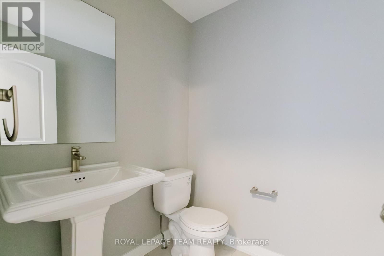 622 Mishi Private, Ottawa, Ontario  K1K 5C5 - Photo 10 - X12743836