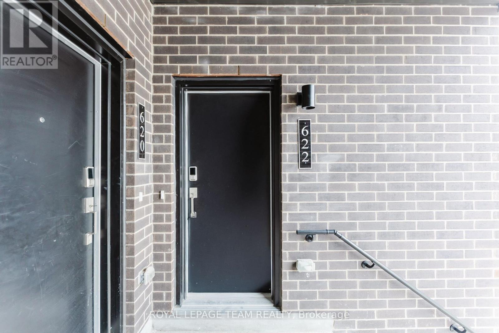 622 Mishi Private, Ottawa, Ontario  K1K 5C5 - Photo 4 - X12743836