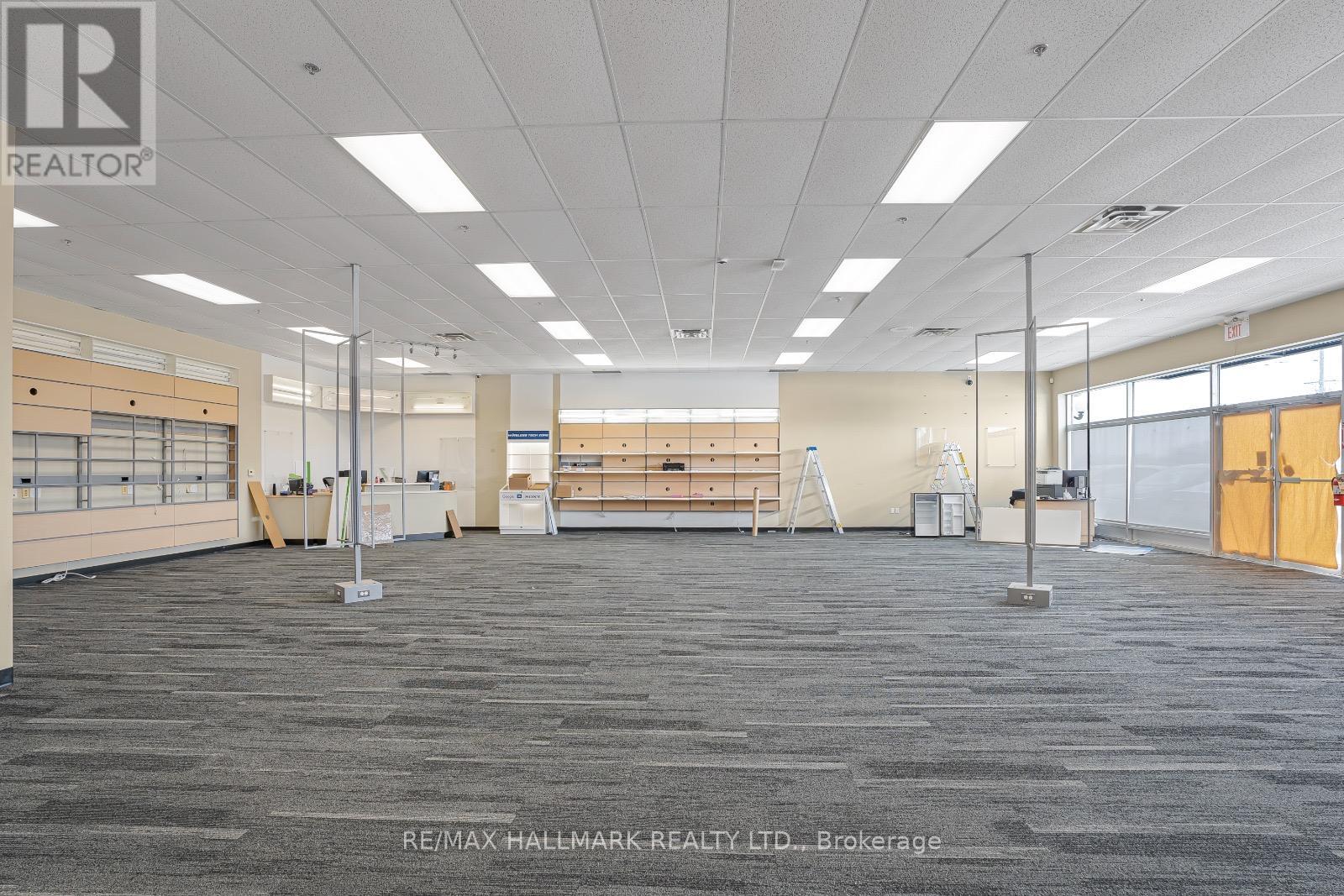 1070 10th Street, Hanover, Ontario  N4N 3B8 - Photo 9 - X12930492