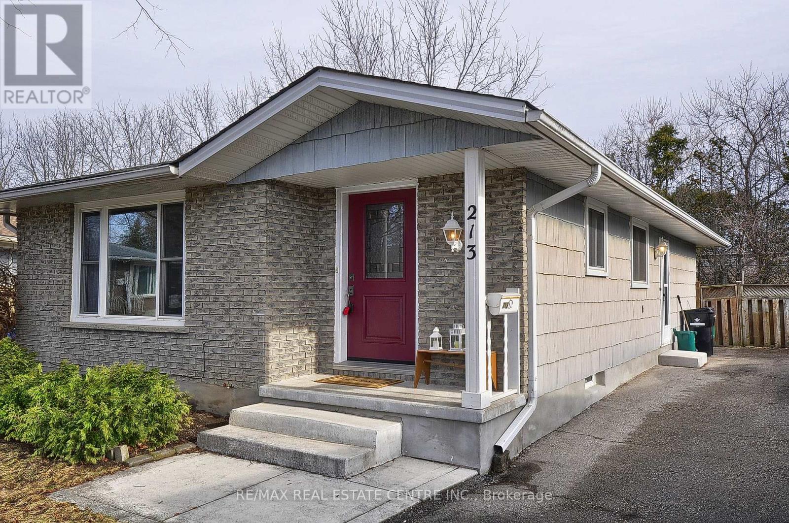 213 Park Avenue, Cambridge, Ontario  N1S 2S5 - Photo 3 - X12930546