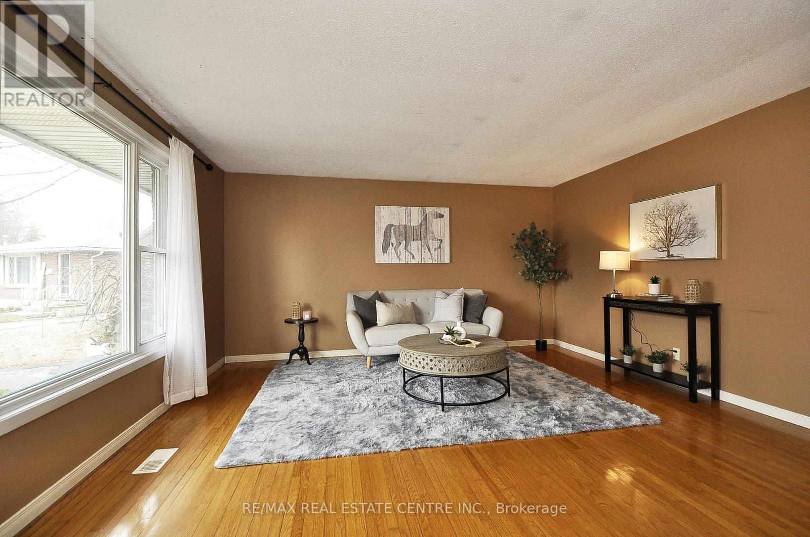 213 Park Avenue, Cambridge, Ontario  N1S 2S5 - Photo 4 - X12930546