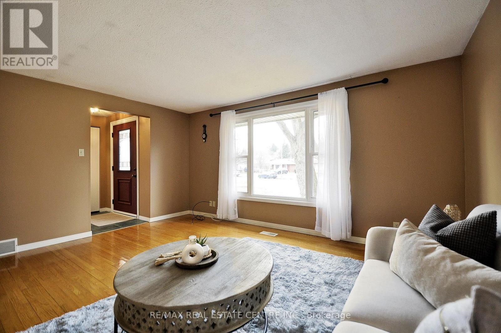 213 Park Avenue, Cambridge, Ontario  N1S 2S5 - Photo 6 - X12930546