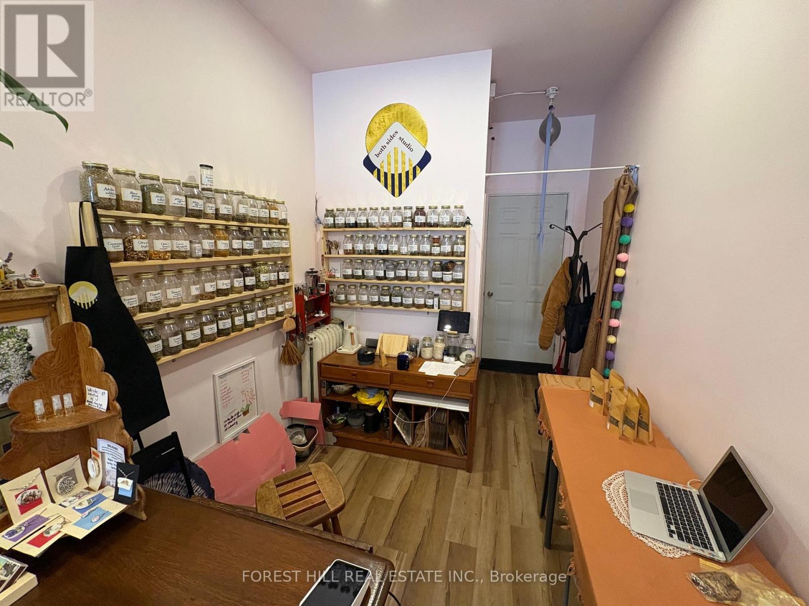 B - 193 Ottawa Street N, Hamilton, Ontario  L8H 3Z4 - Photo 5 - X12930578