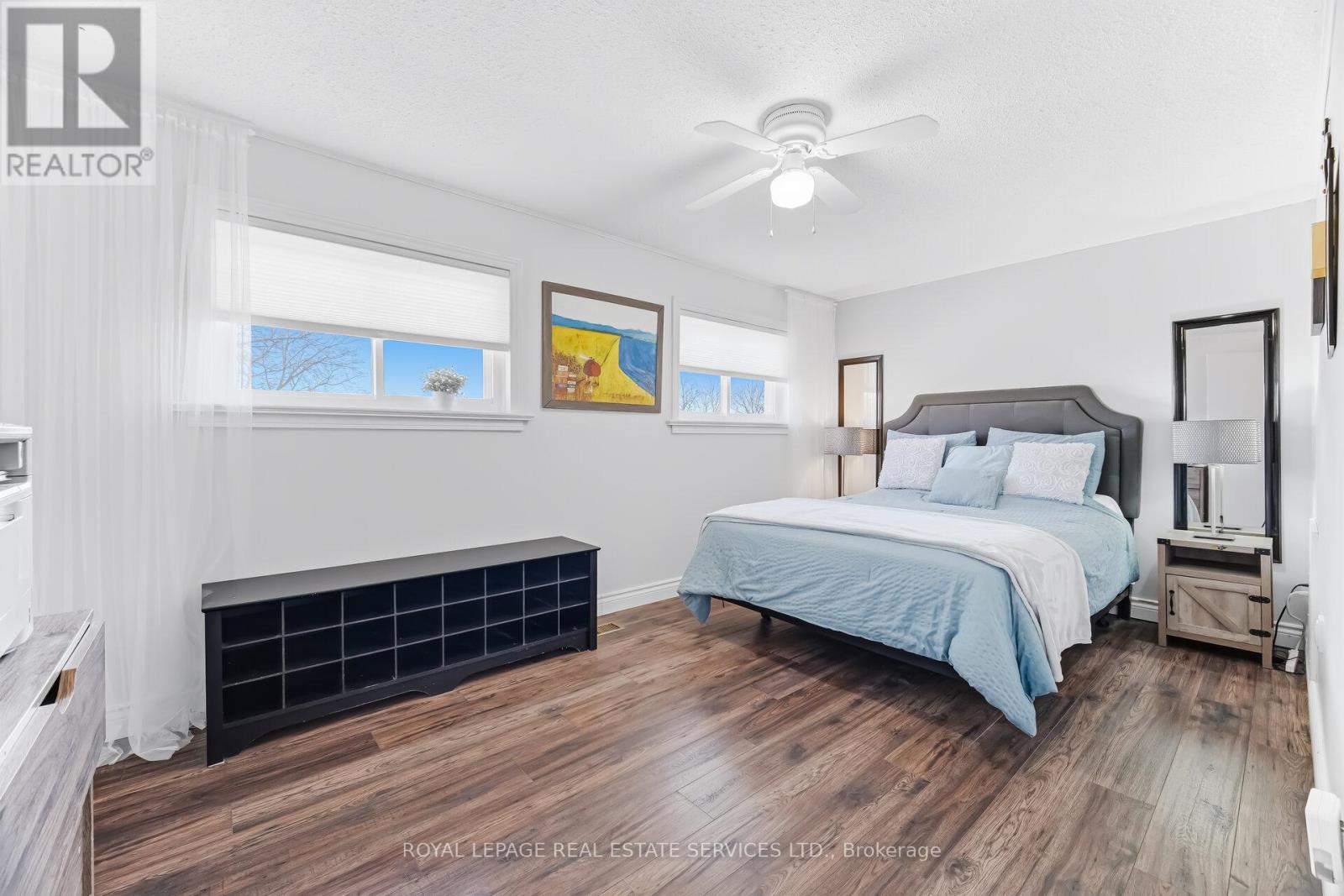 36 End-Unit - 300 Rexford Drive, Hamilton, Ontario  L8W 1P5 - Photo 24 - X12930596