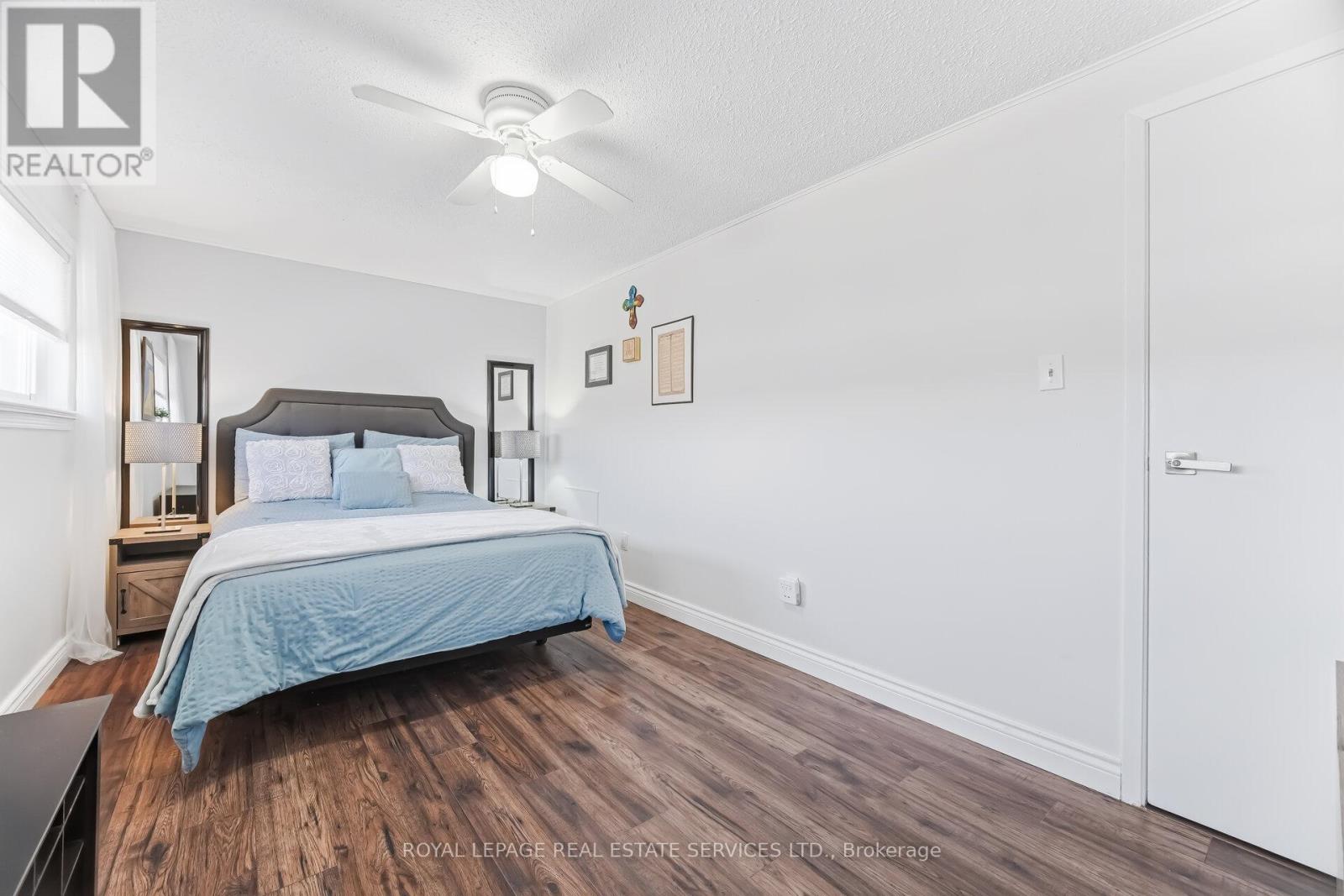 36 End-Unit - 300 Rexford Drive, Hamilton, Ontario  L8W 1P5 - Photo 25 - X12930596