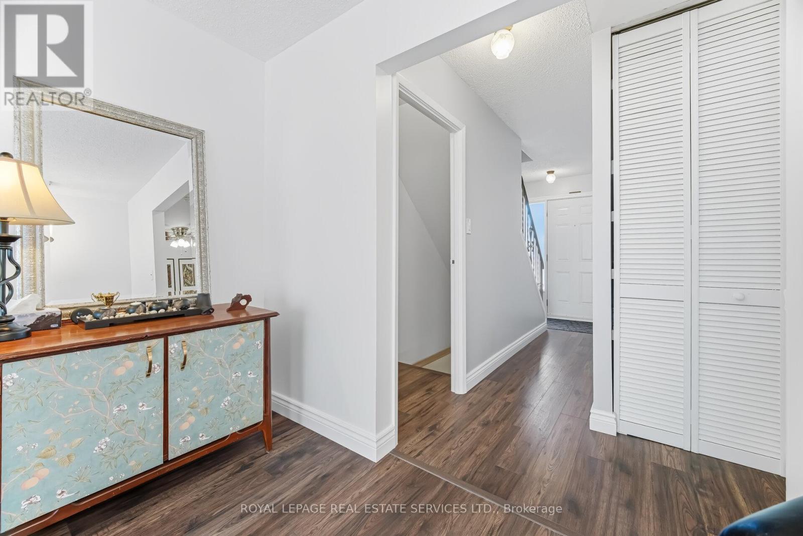 36 End-Unit - 300 Rexford Drive, Hamilton, Ontario  L8W 1P5 - Photo 33 - X12930596