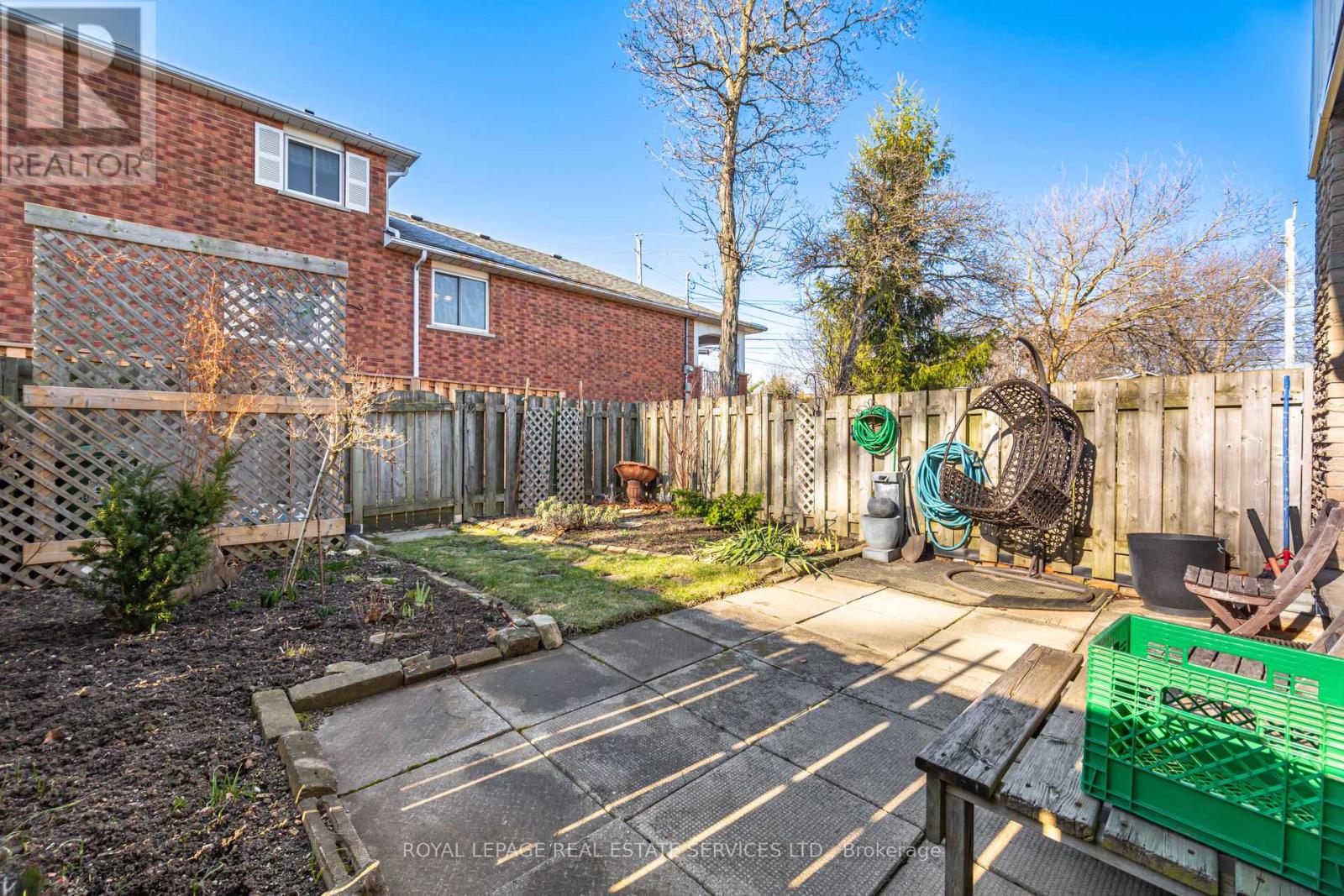 36 End-Unit - 300 Rexford Drive, Hamilton, Ontario  L8W 1P5 - Photo 40 - X12930596