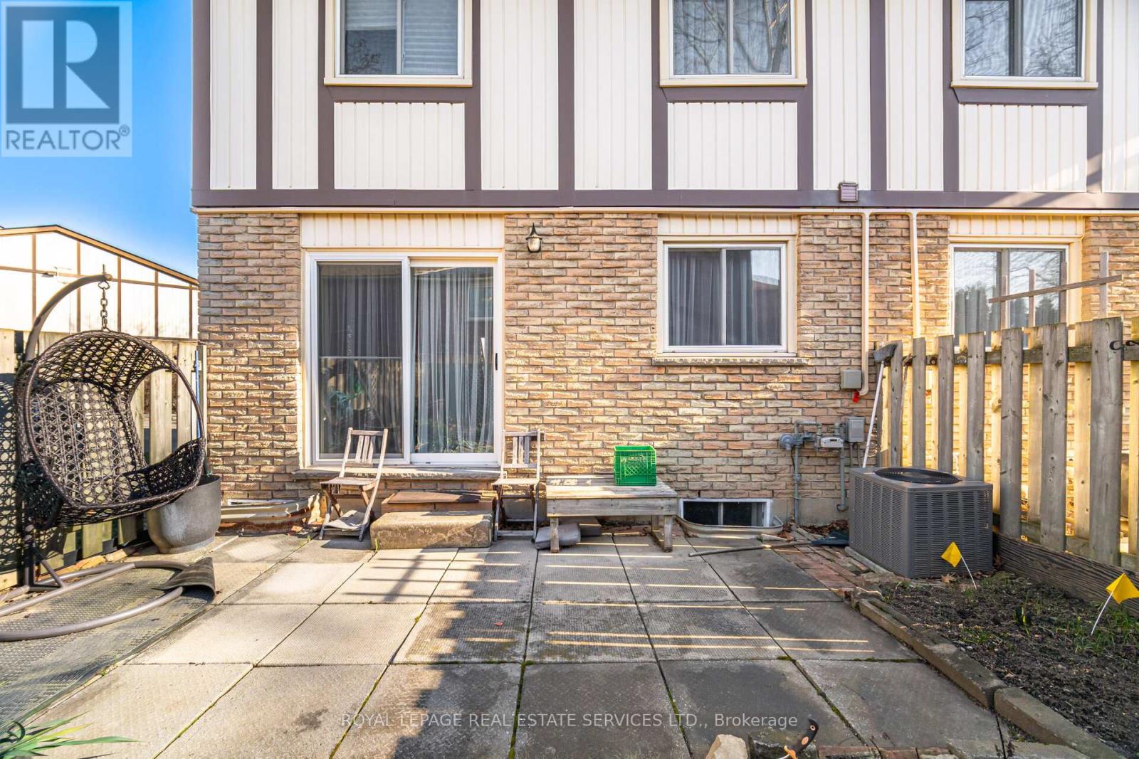 36 End-Unit - 300 Rexford Drive, Hamilton, Ontario  L8W 1P5 - Photo 44 - X12930596