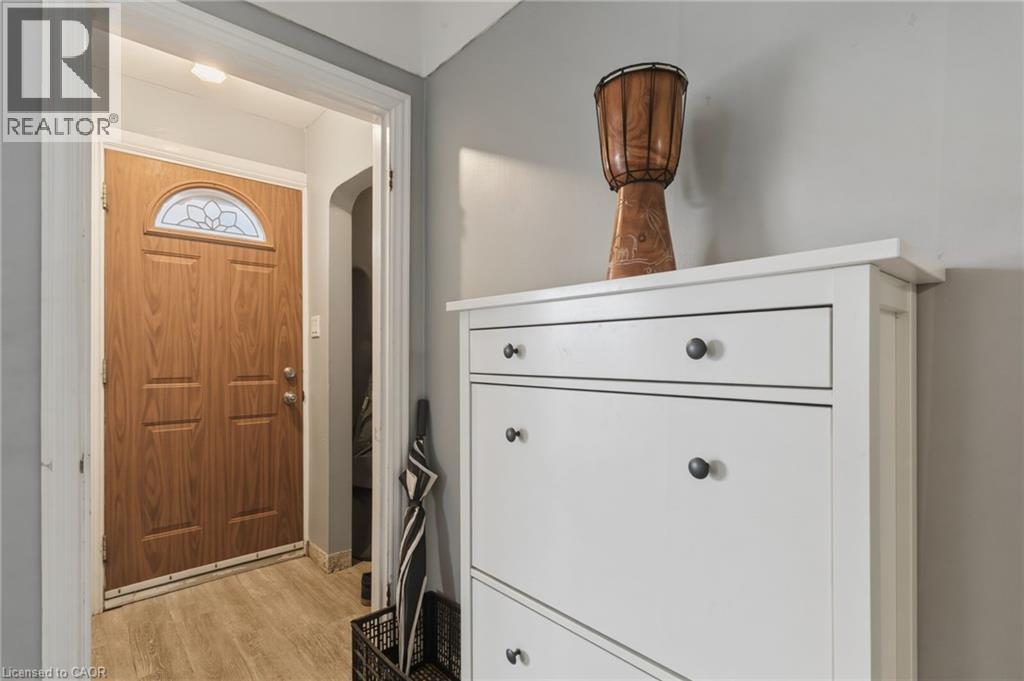 13 Alba Street, Stoney Creek, Ontario  L8G 1N9 - Photo 6 - 40813446