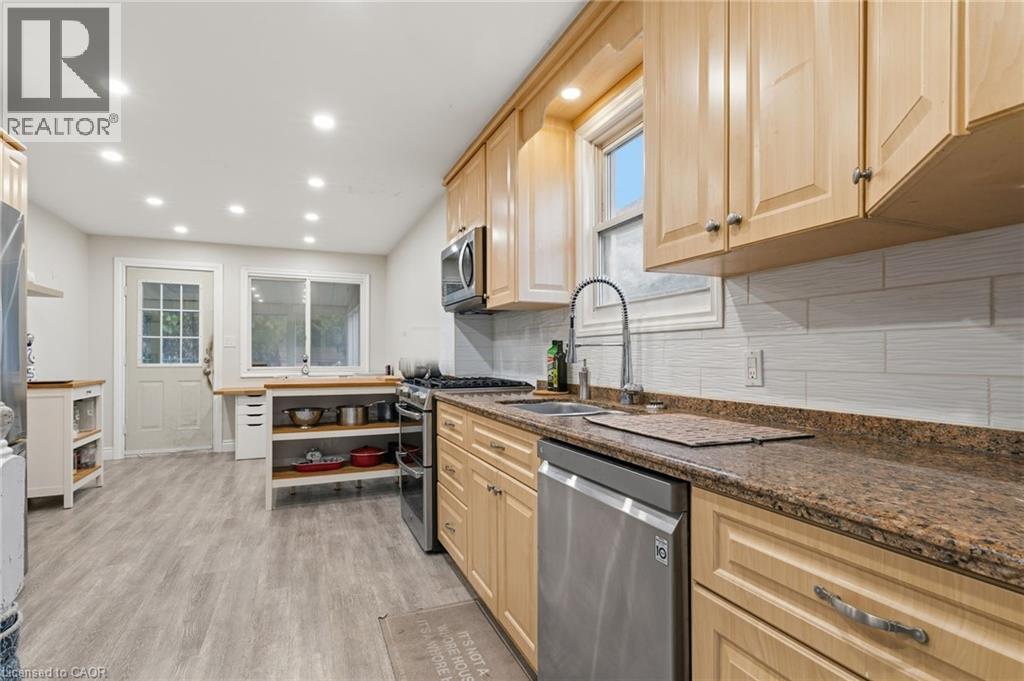 13 Alba Street, Stoney Creek, Ontario  L8G 1N9 - Photo 12 - 40813446