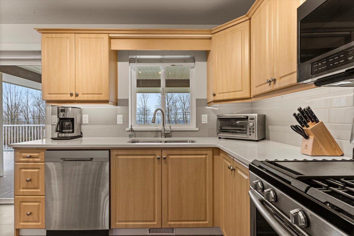 5800 Jinkerson Road, Promontory, Chilliwack, British Columbia  V2R 0C8 - Photo 9 - R3103484