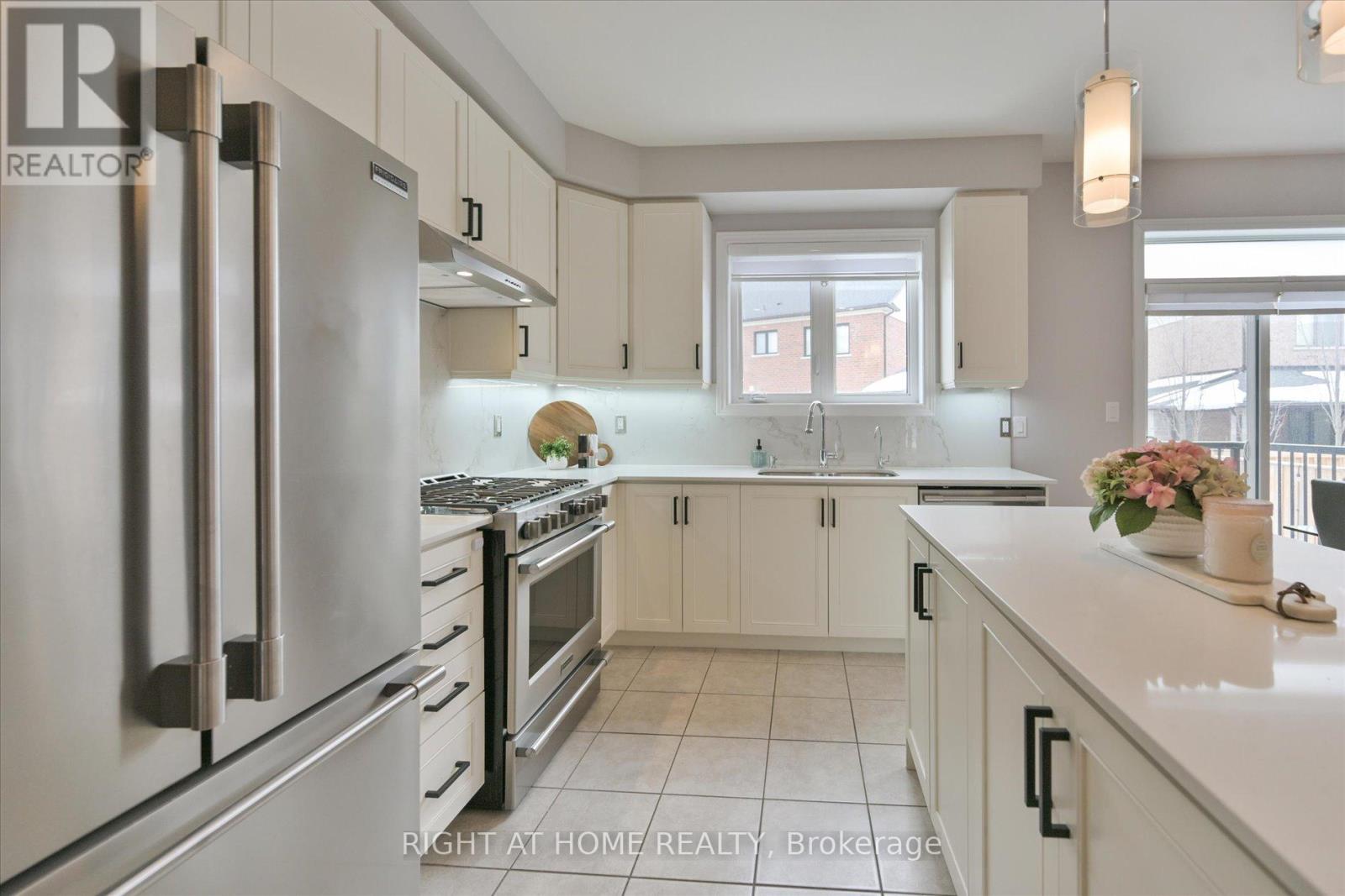 13 Morra Avenue, Caledon, Ontario  L7E 4K5 - Photo 14 - W12803484