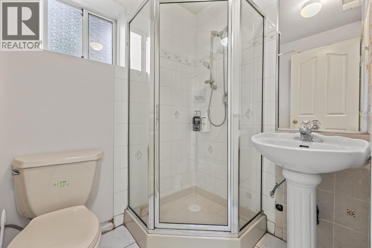 4619 Westlawn Drive, Burnaby, British Columbia  V5C 3R2 - Photo 18 - R3104304