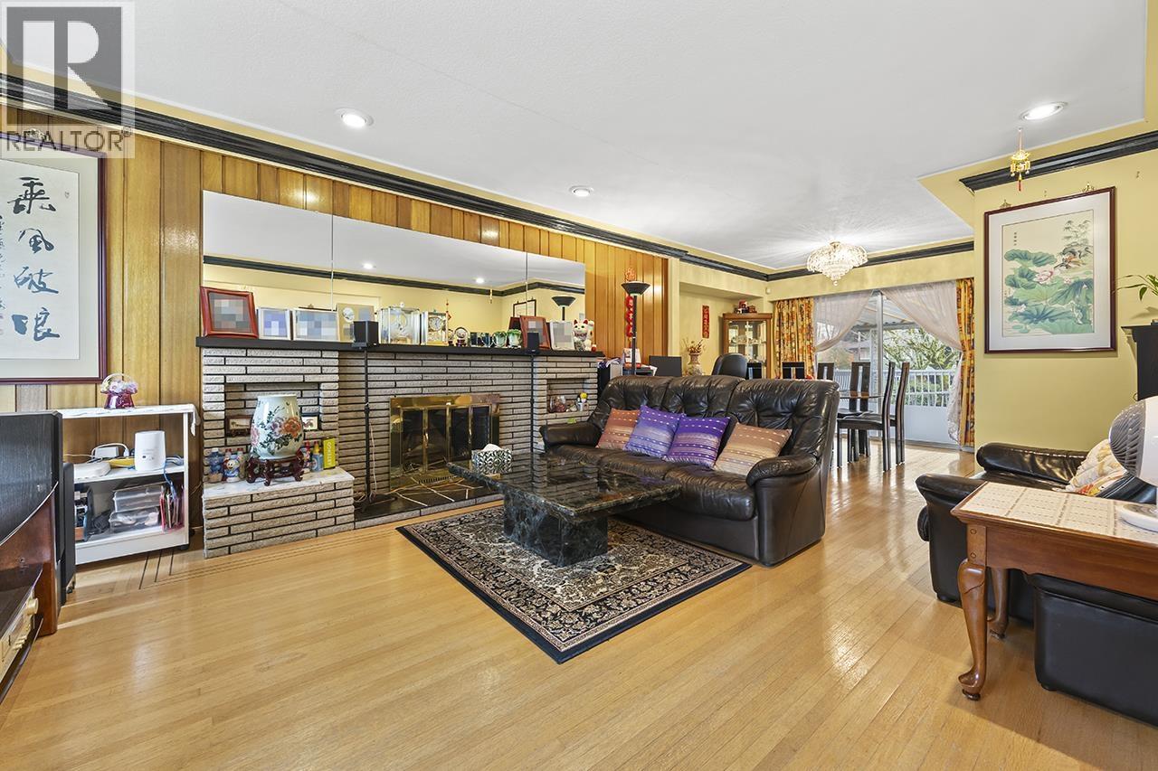 4619 Westlawn Drive, Burnaby, British Columbia  V5C 3R2 - Photo 8 - R3104304