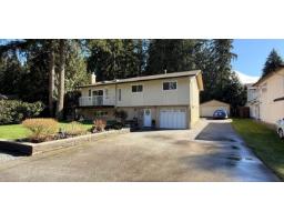 <div class="price">$1,399,900</div> 19618 41a Avenue, Langley<br><div style="margin-bottom:8px;"><small>Royal LePage - Wolstencroft</small></div><div class='bed_bath'>4 Bed | 3 Bath</div>